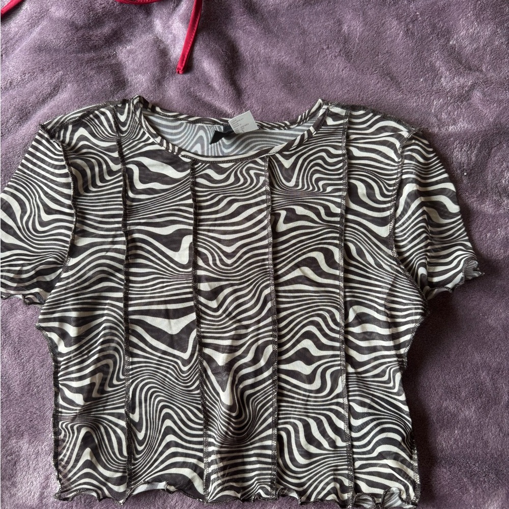 H&M Brown and Cream Patterned Top